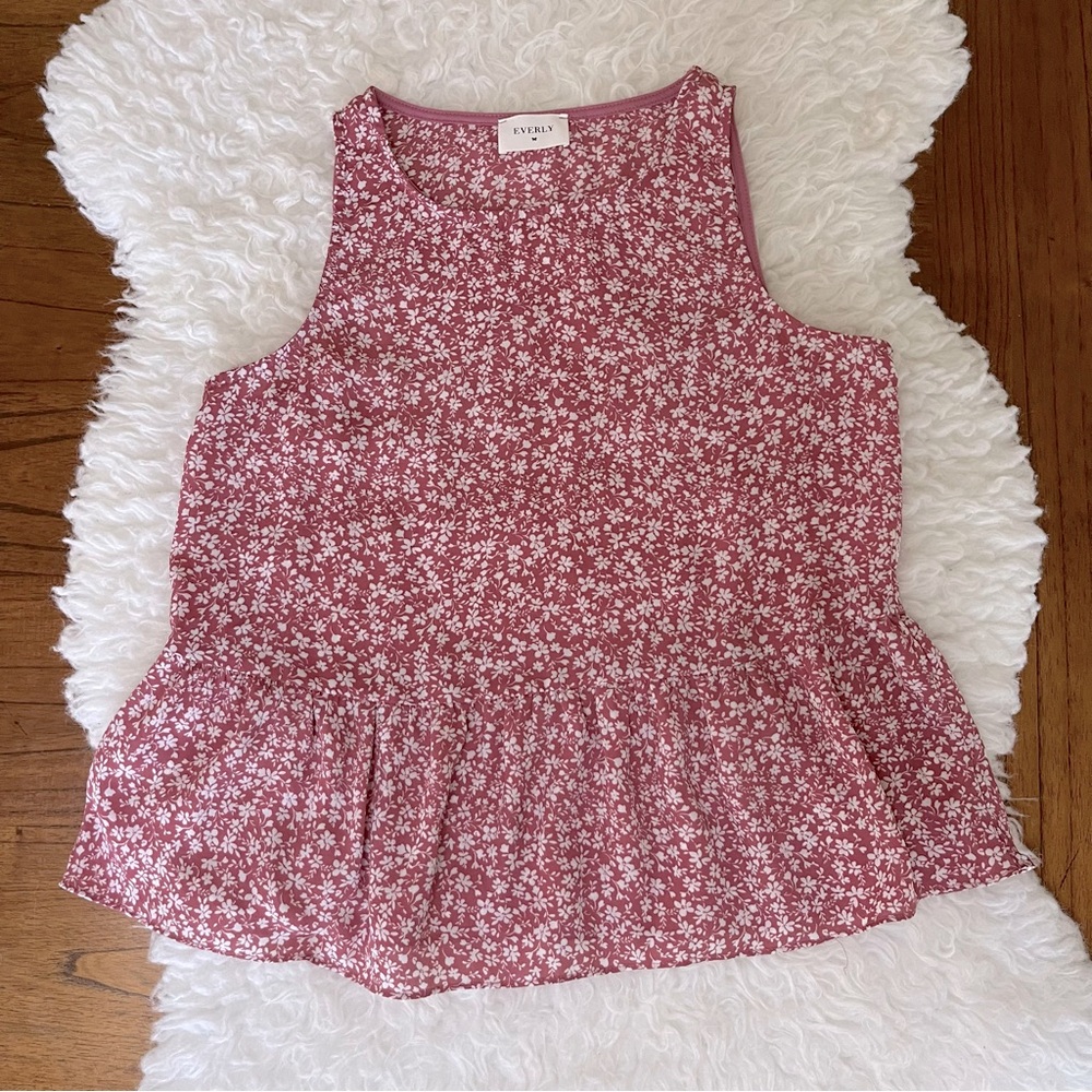 Everly Ruffled Feminine 90s Ditsy Floral Sleeveless Tank Top Pink Size Small